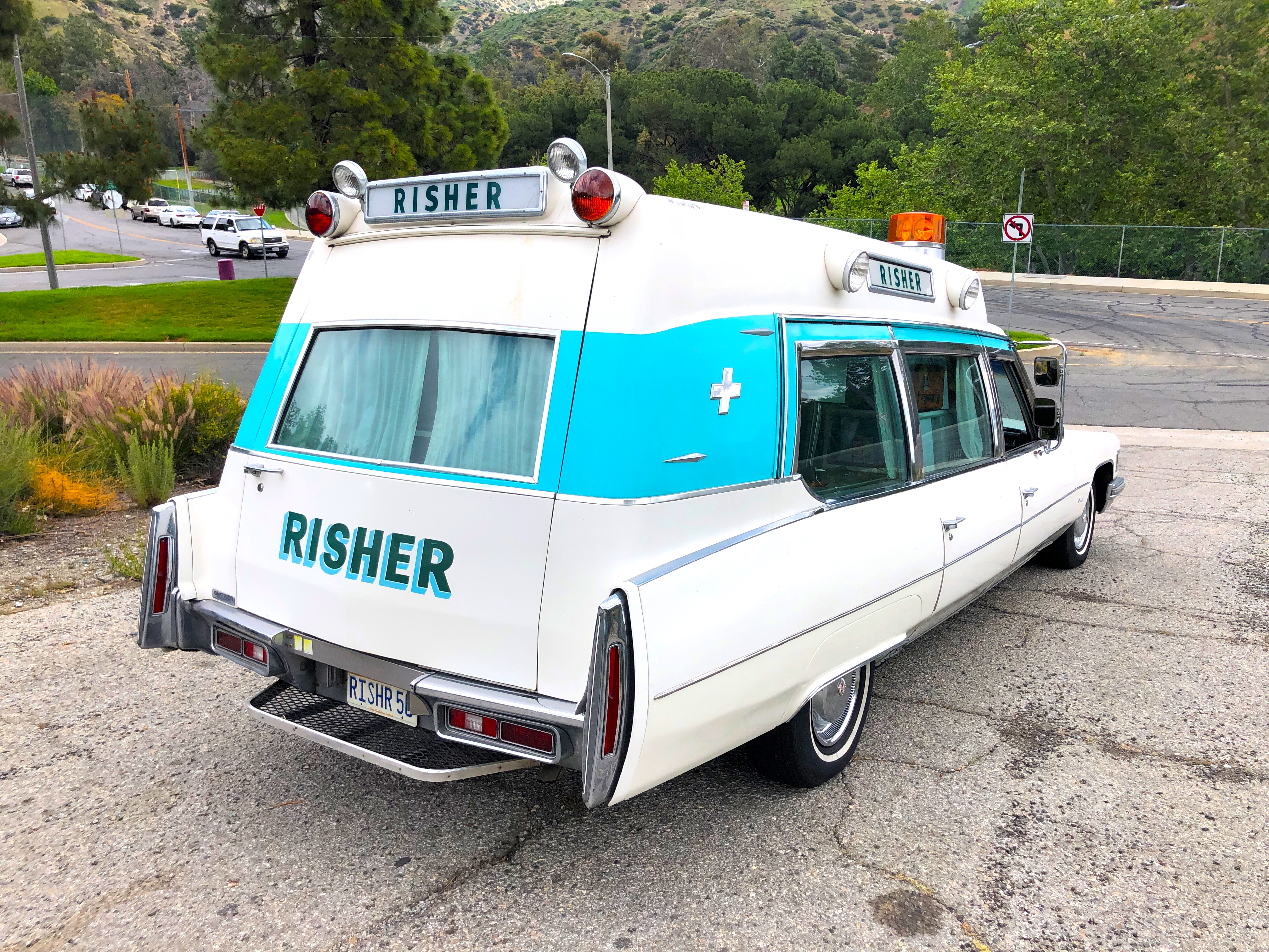 1976 Superior-Cadillac Rescuer Ambulance - Vintage Emergency Vehicles