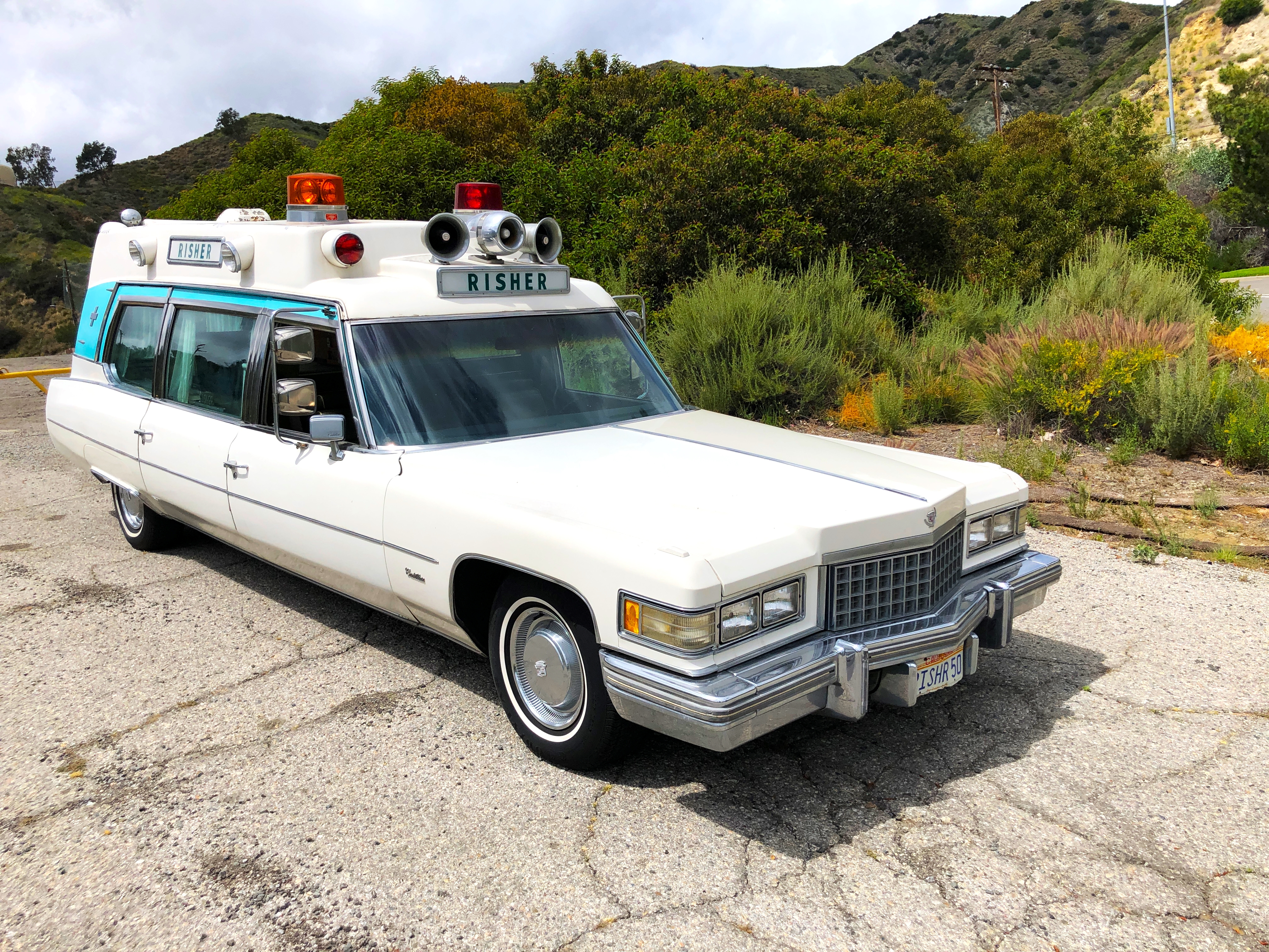 1976 Superior-Cadillac Rescuer Ambulance - Vintage Emergency Vehicles