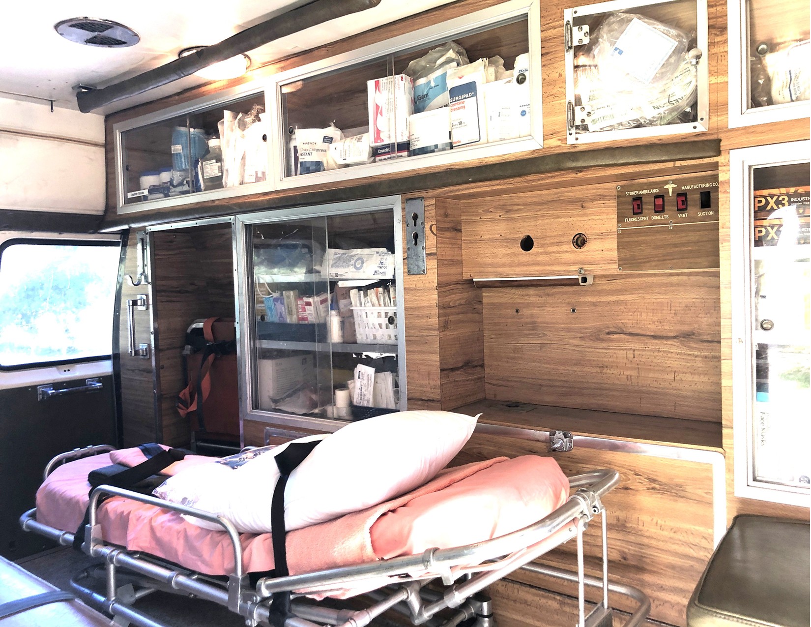 1983 Ford Van Ambulance